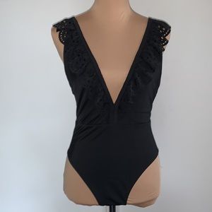 EUC - ruffle/ plunge neckline sexy cheeky one piece